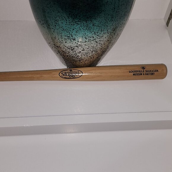 Mini Louisville Slugger - Picture 2 of 5